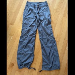 Lululemon size 4